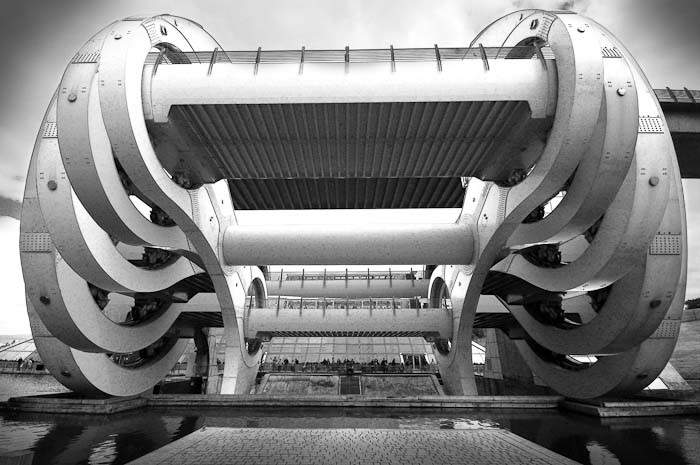 Falkirk Wheel In Motion 