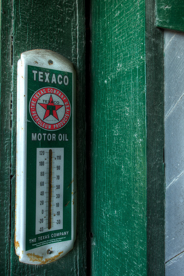 Texaco Thermometer