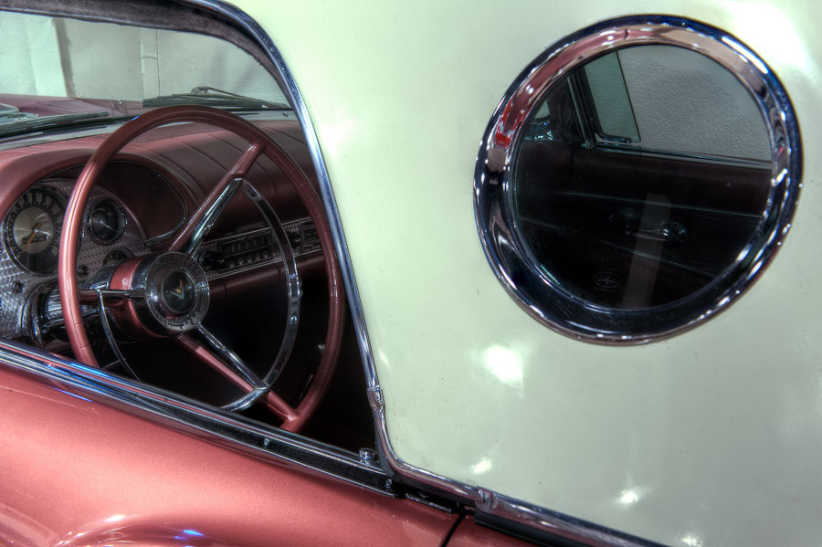 Porthole on 1957 Thunderbird