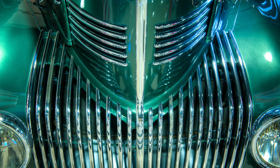 1939 Chrysler Grille